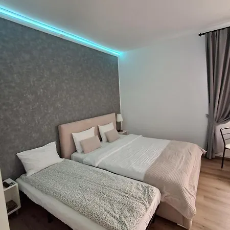 Проживання в сім'ї Clar Studio Residence Брашов